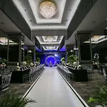 Hotel Doubletree By Hilton Airport