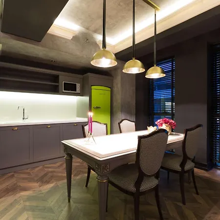 Doubletree By Hilton Airport ホテル 4*