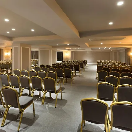Doubletree By Hilton Airport Smirne