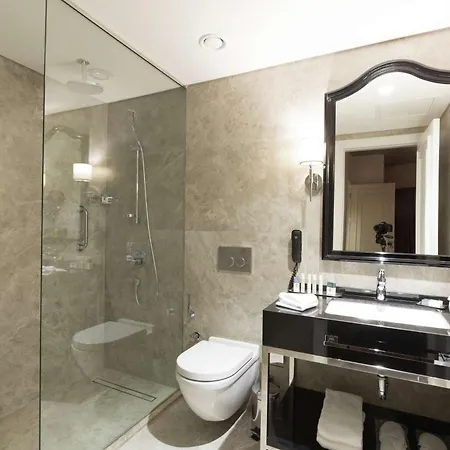Hotel Doubletree By Hilton Airport Izmir