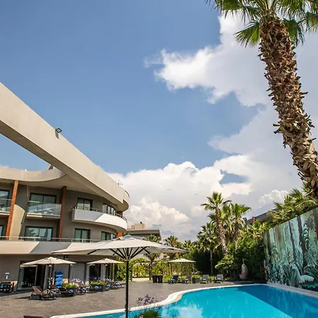 Doubletree By Hilton Airport 4*