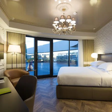 Doubletree By Hilton Airport İzmir
