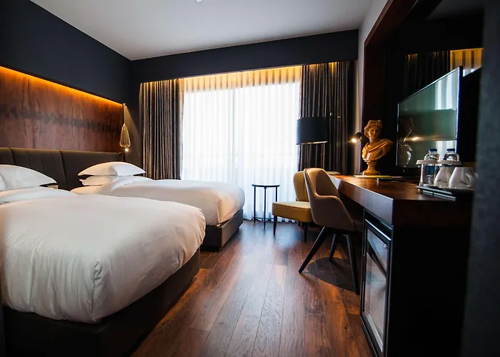 Otel Doubletree By Hilton Airport