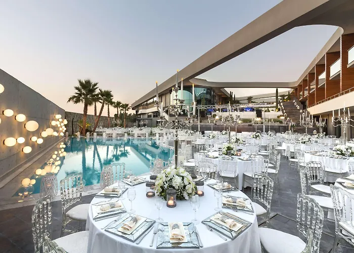 فندق دوبل تري باي هيلتون إيربورت