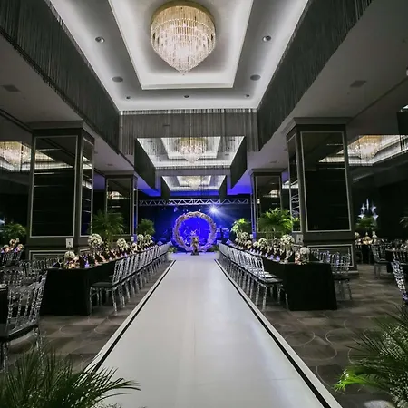 Szálloda Doubletree By Hilton Airport