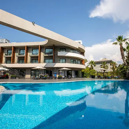 Doubletree By Hilton Airport 4* Izmir