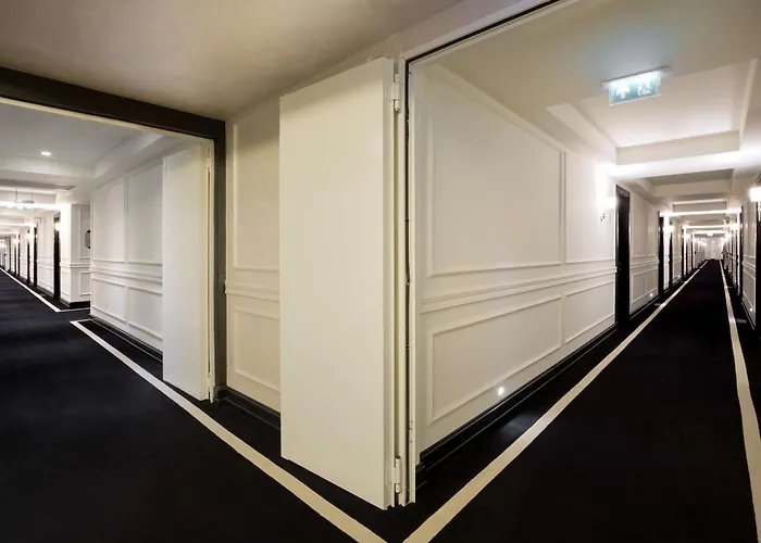 伊兹密尔机场希尔顿逸林酒店