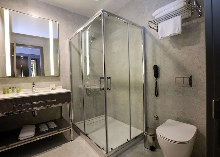 Doubletree By Hilton Airport 4* İzmir