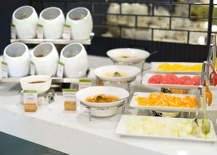 伊兹密尔机场希尔顿逸林酒店 酒店