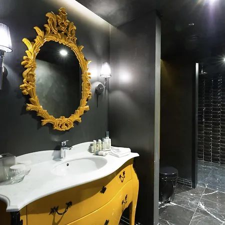 Doubletree By Hilton Airport Hotel 4*