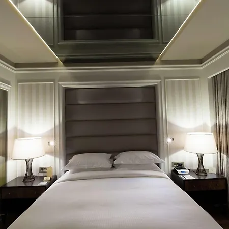 Hotel Doubletree By Hilton Airport
