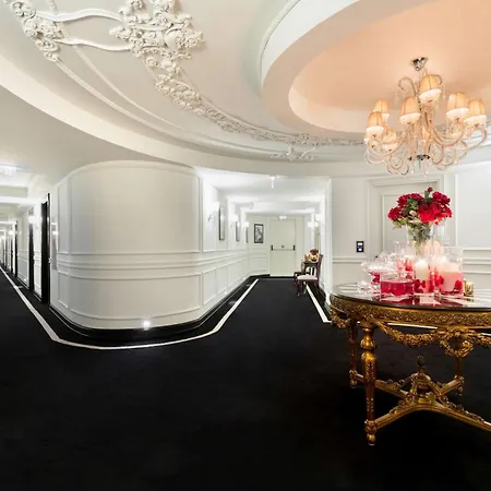 Doubletree By Hilton Airport