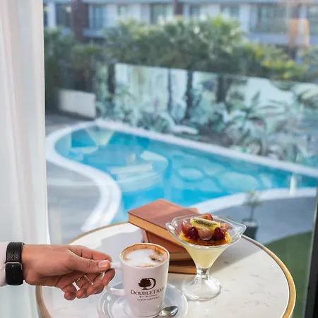 Doubletree By Hilton Airport Hotel 4*