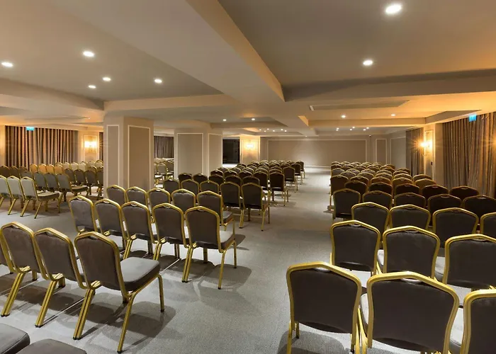 Doubletree By Hilton Airport İzmir