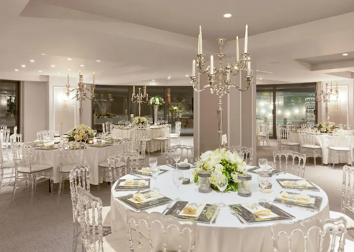 Doubletree By Hilton Airport 4* İzmir