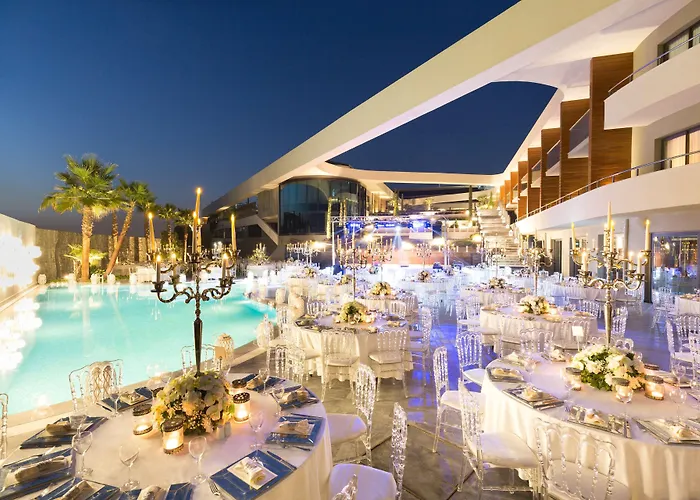 Doubletree By Hilton Airport